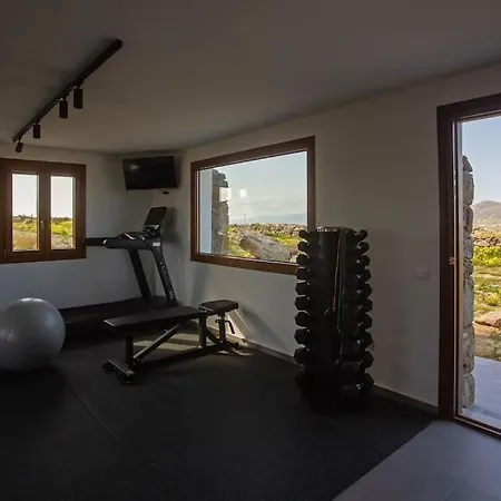 Ktima Lipsi, Panorama Pool Views * Klouvas