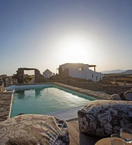 Ktima Lipsi, Panorama Pool Views فيلة Klouvas