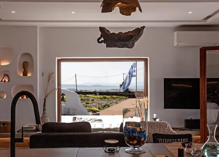 Ktima Lipsi, Panorama Pool Views * Klouvas