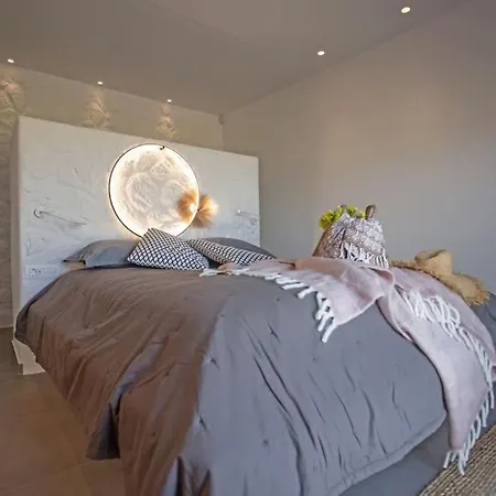 Ktima Lipsi, Panorama Pool Views Vila