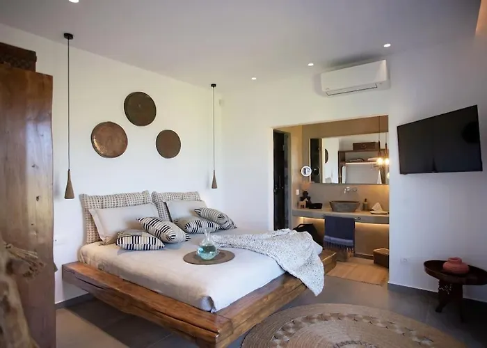 Ktima Lipsi, Panorama Pool Views * Klouvas